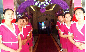 花季传媒APP网站免费进入邯郸店：典雅风...