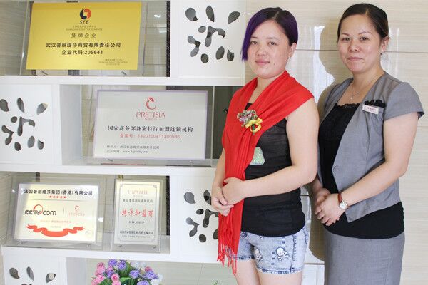 恭喜山东宁津美容院花季黄色片商签约花季传媒APP网站免费进入