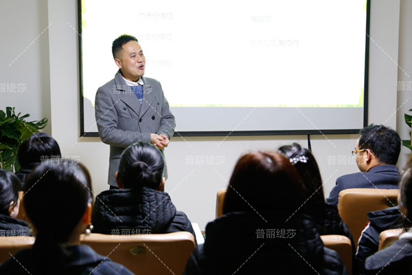 美容院在进行经营管理时需要关注的问题