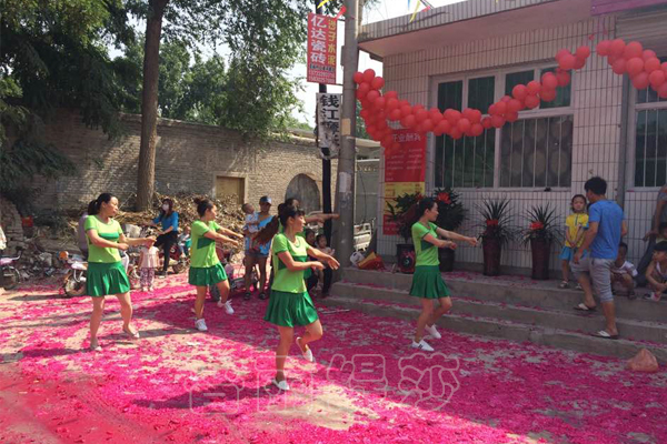 河北曲阳县家庭式美容花季黄色片店揭幕
