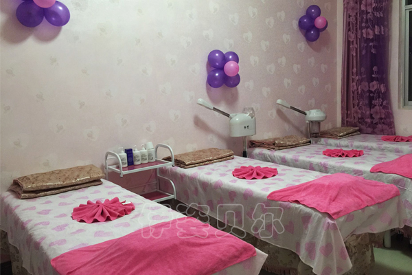 伊姿贝尔陇南成县店开业犹如婚房