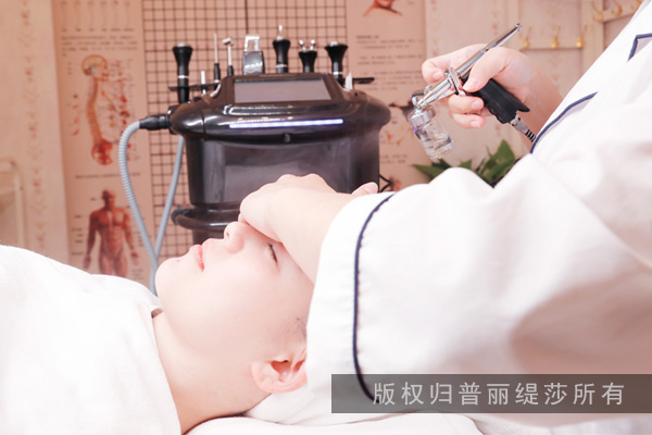 六个小窍门把熬夜对肌肤的伤害降到最低