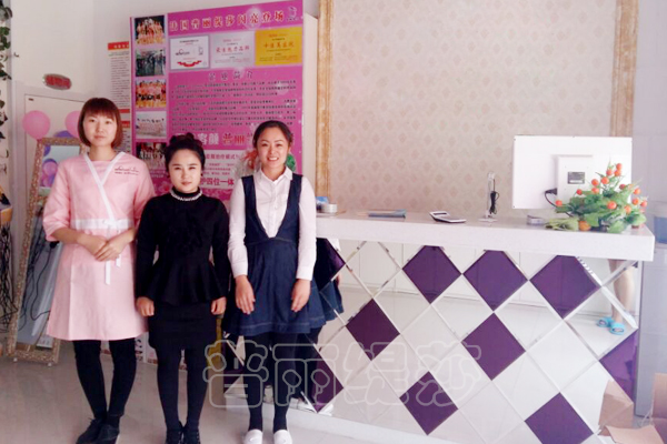 花季传媒APP网站免费进入佳木斯养生会所大厅