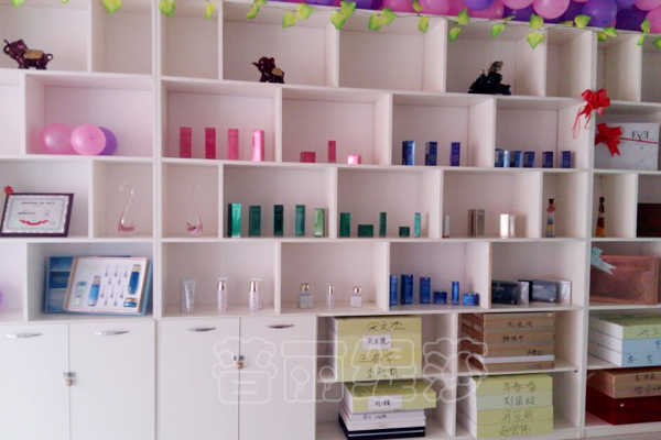 花季传媒APP网站免费进入佳木斯养生会所展柜