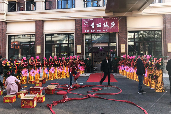 终于等到你，张家港花季传媒APP网站免费进入养生会所华丽来袭