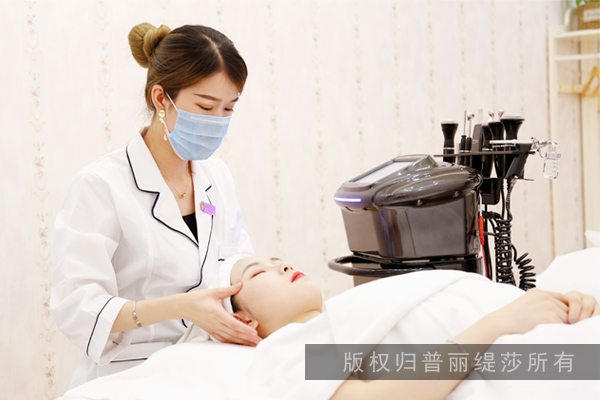 美容师辞职一些可行的理由和范文