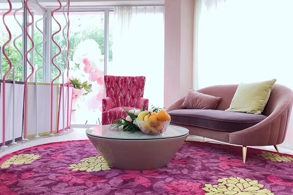 开美容美发用品店