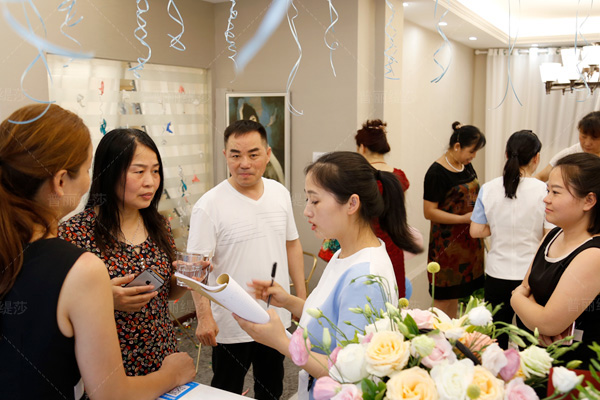 新开美容院如何做宣传？策略简单却有效