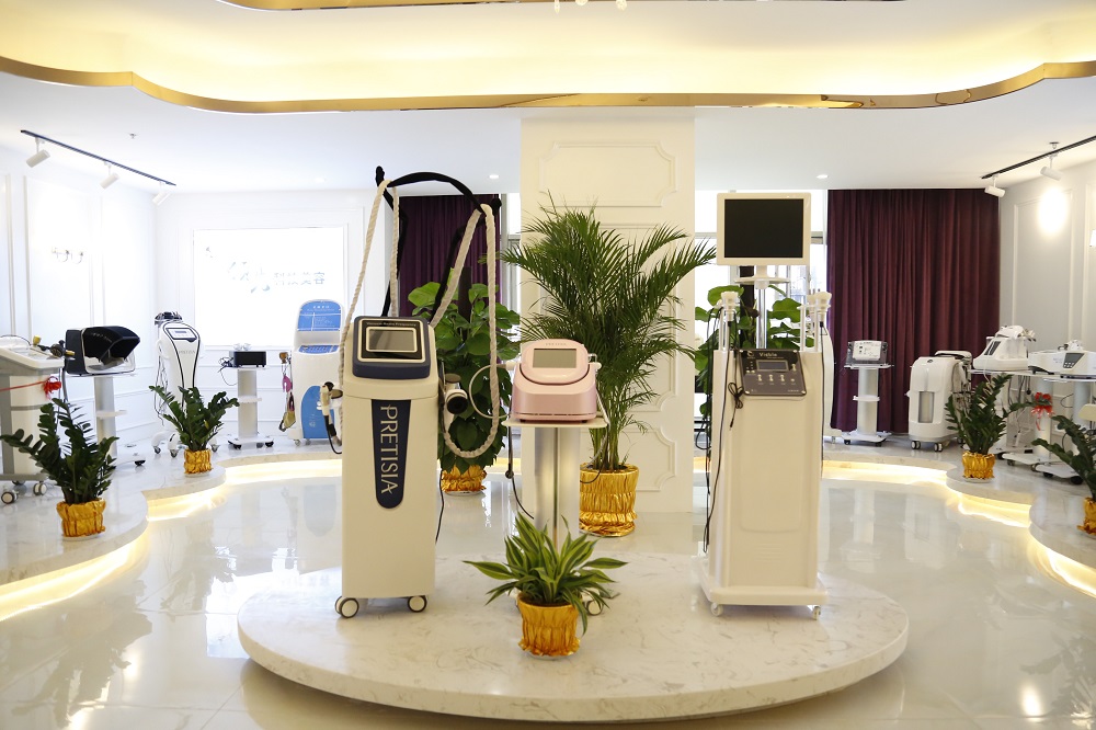 新手开皮肤管理店标配的4款美容仪器