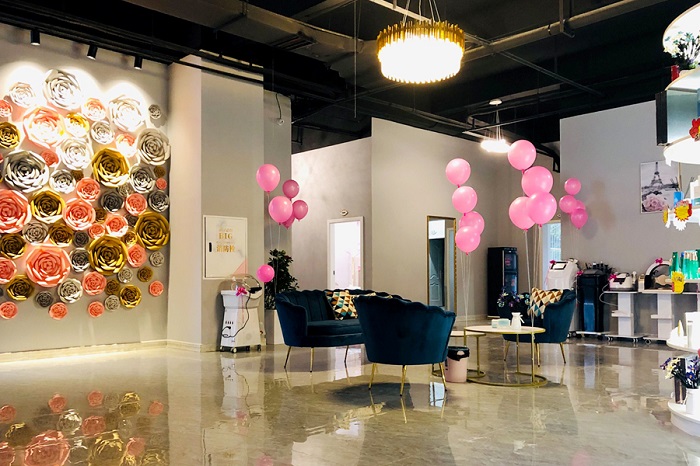 皮肤管理花季黄色片好吗，开店需要什么证？